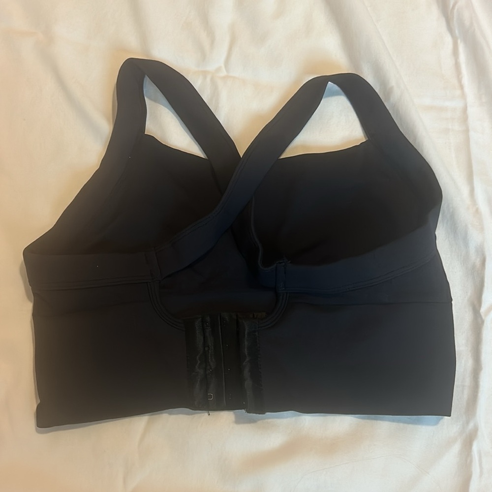 workout bra - Picture 2 of 4